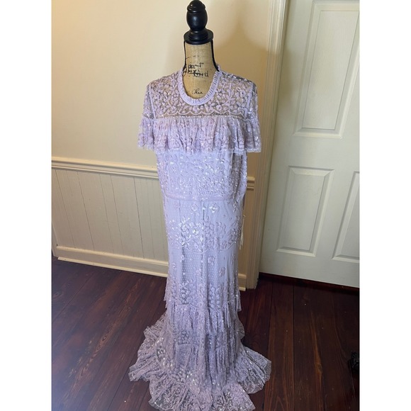 Mac Duggal 9195 Lavender Sequin Floral Lace Tiered Gown Ruffle Capelet Maxi - Picture 4 of 16